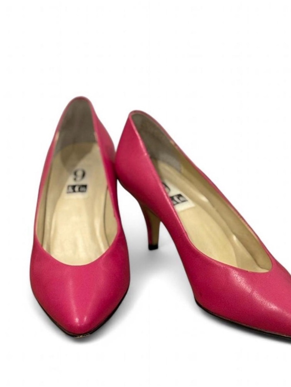 Vintage 9&co Classic Pink Pumps from the 70s.